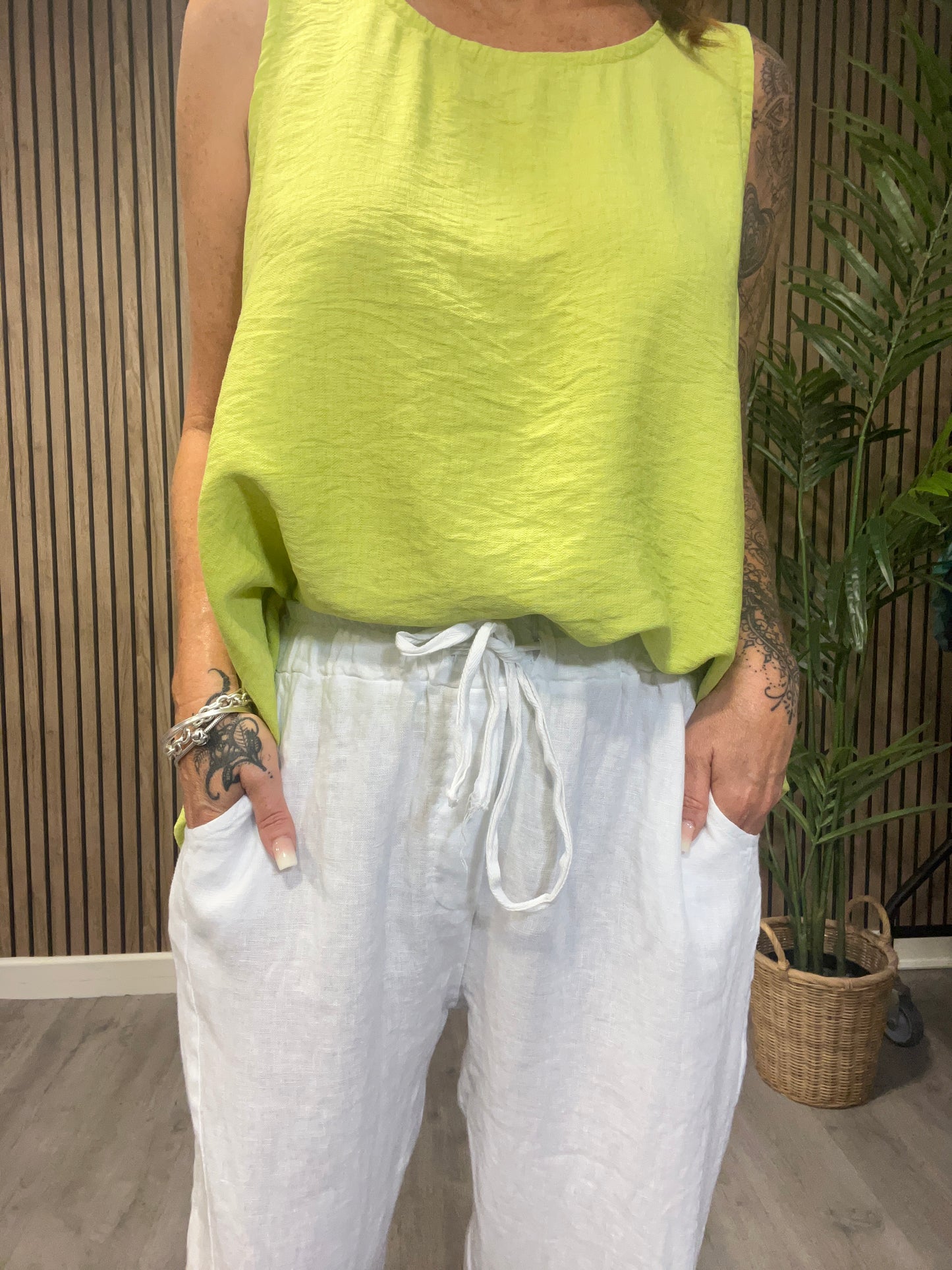 Drawstring Linen Trousers