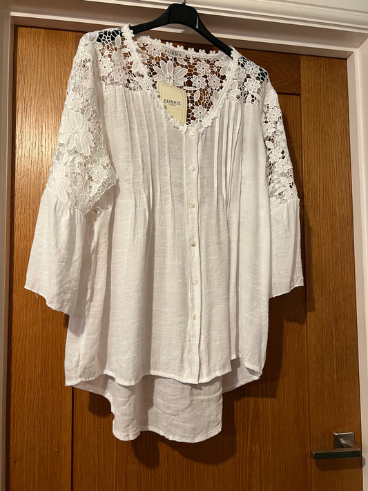 Lucy Lace Blouse In White