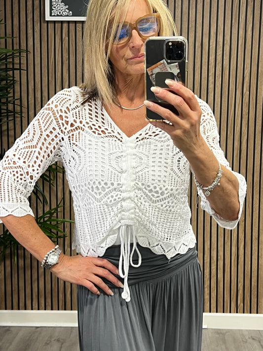 Crochet Pully Top In White